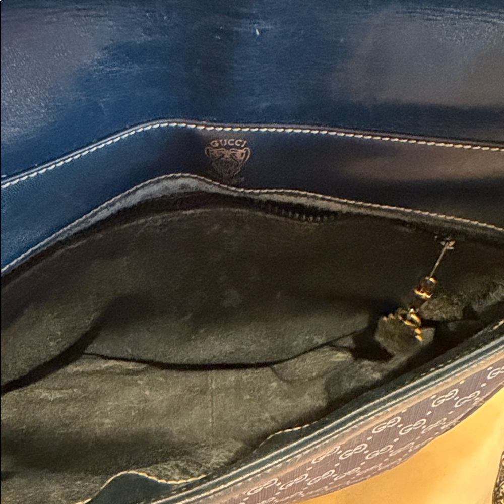Vintage Gucci Navy Blue Crossbody Bag - Picture 11 of 12